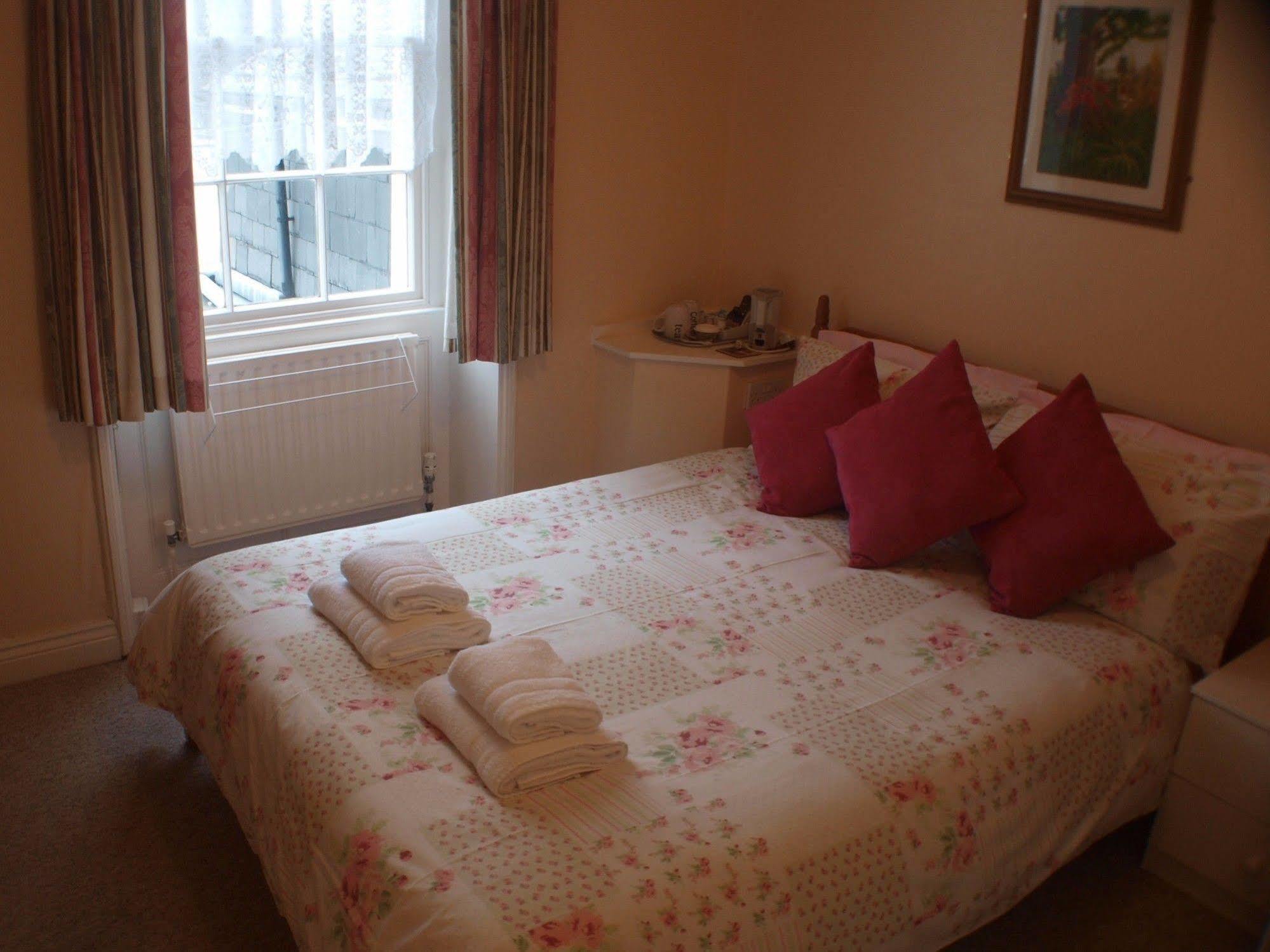 Olivers Guest House Weymouth Esterno foto